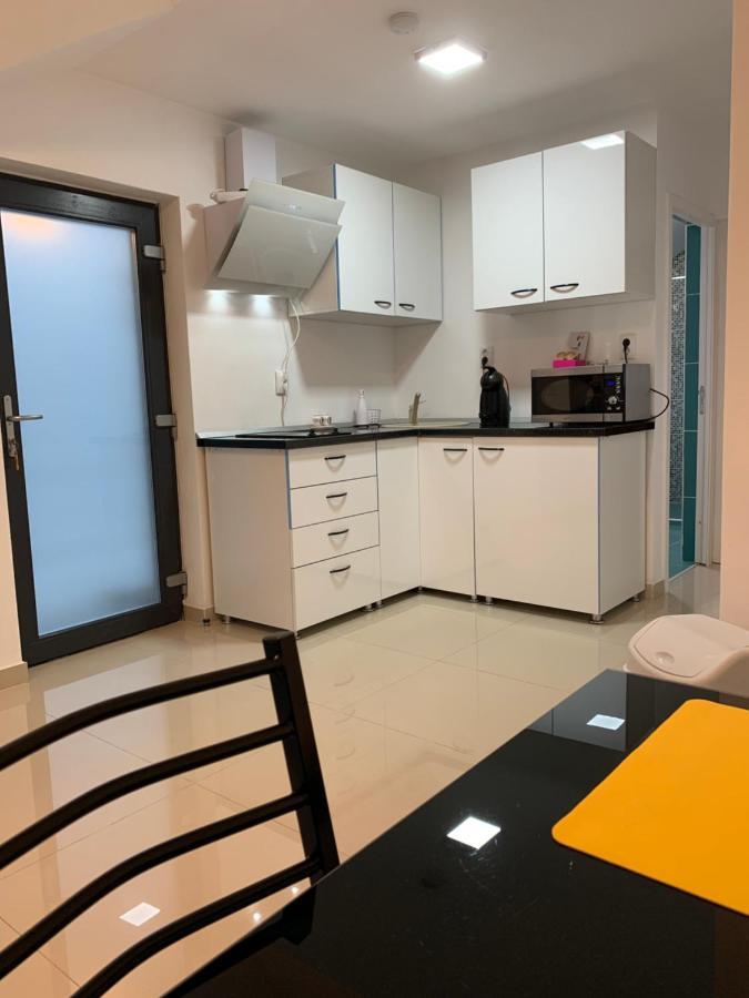 Anastasia'S Villa Iasi Bagian luar foto